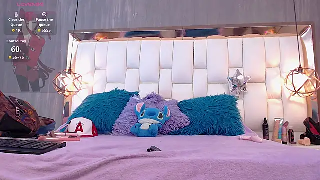 Foxxy Doll online show from January 13, 2026, 12:58 am