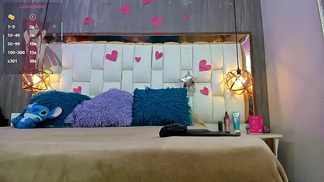 Foxxy Doll online show from March 3, 2026, 2:35 pm