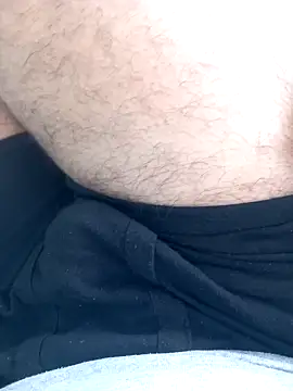 bullut06 online show from October 28, 2025, 10:58 am