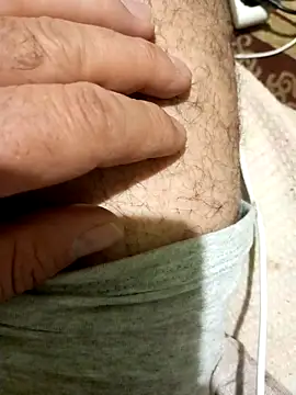 bullut06 online show from December 13, 2025, 9:10 pm