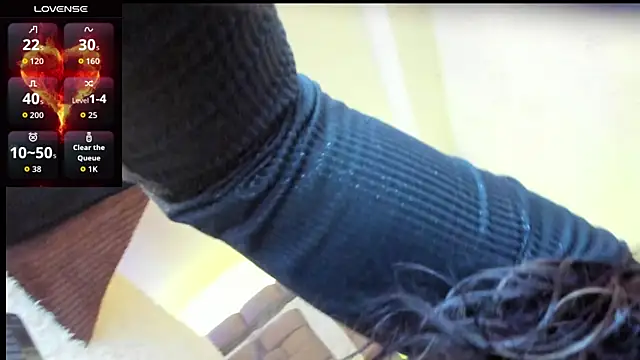 gabrielaponce11 online show from September 21, 2025, 12:49 am