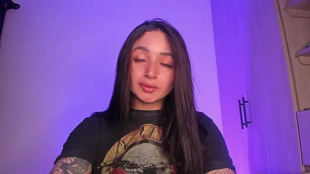 scarlett Collinss online show from May 25, 2026, 11:36 pm
