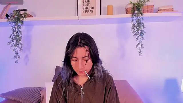 Vampgyal online show from October 21, 2025, 7:57 pm