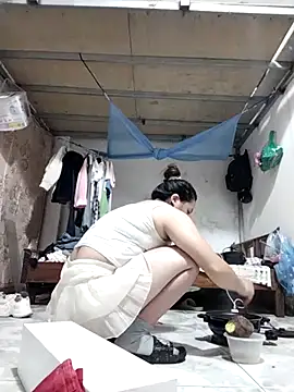 Snapshot of naop04 chatting on November 22, 2025, 12:15 pm naop04 online show from November 22, 2025, 12:15 pm