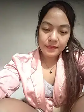 Snapshot of naop04 chatting on October 6, 2025, 11:49 pm naop04 online show from October 6, 2025, 11:49 pm