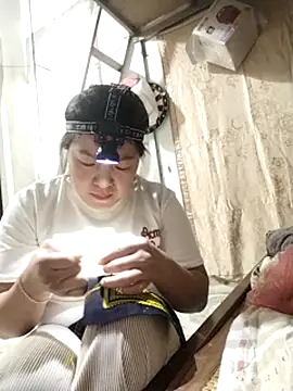 Snapshot of naop04 chatting on November 24, 2025, 11:43 am naop04 online show from November 24, 2025, 11:43 am