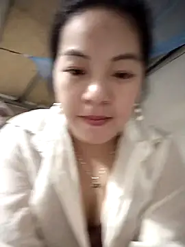 Snapshot of naop04 chatting on October 18, 2025, 11:40 pm naop04 online show from October 18, 2025, 11:40 pm