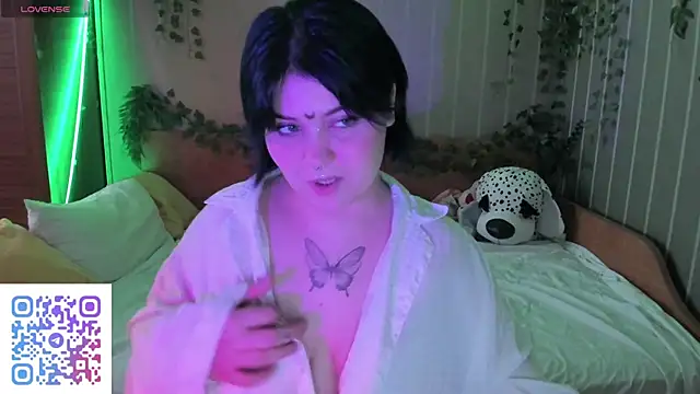 Alisa Monroe online show from October 25, 2025, 7:40 am