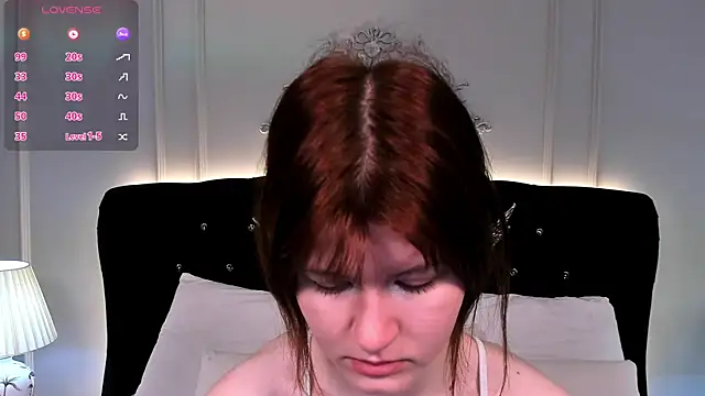 Snapshot of Aria_Vox chatting on September 15, 2025, 6:03 am Aria Vox online show from September 15, 2025, 6:03 am