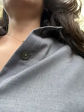 Snapshot of anna_yngs chatting on April 13, 2026, 3:10 am anna yngs online show from April 13, 2026, 3:10 am