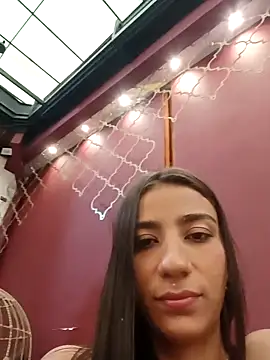 Snapshot of -juicy_ chatting on October 25, 2025, 10:21 pm -juicy  online show from October 25, 2025, 10:21 pm