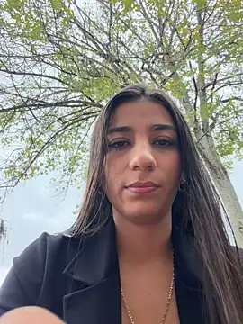 Snapshot of -juicy_ chatting on February 8, 2026, 9:34 pm -juicy online show from February 8, 2026, 9:34 pm