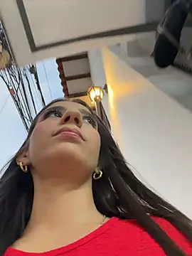 -juicy  online show from April 16, 2026, 11:07 pm