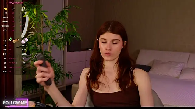 Angell Wild online show from October 17, 2025, 1:46 pm