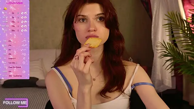 Angell Wild online show from September 19, 2025, 2:10 pm