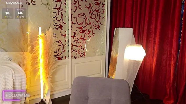 Angell Wild online show from November 14, 2025, 1:59 pm