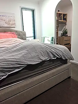 iamthepublickmasterbater online show from November 30, 2025, 2:56 am