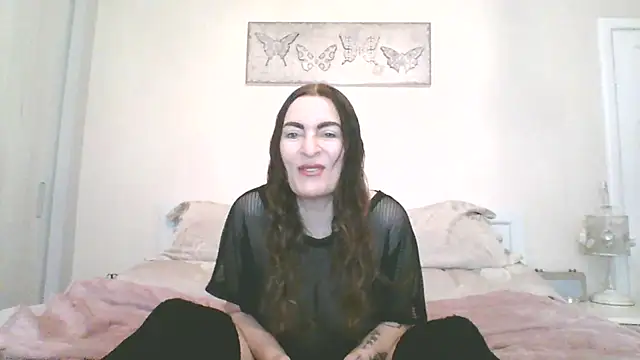 EllaKent online show from January 18, 2026, 10:07 am