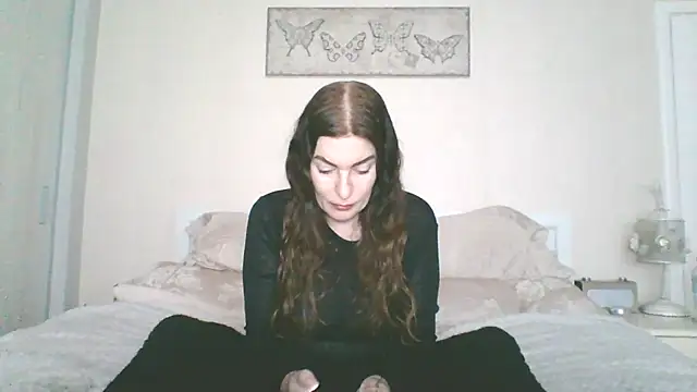 EllaKent online show from February 12, 2026, 3:45 pm