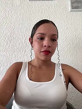 Snapshot of Yasmin777_ chatting on March 10, 2026, 6:56 pm Yasmin777 online show from March 10, 2026, 6:56 pm