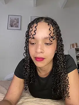 Snapshot of Yasmin777_ chatting on March 29, 2026, 9:38 pm Yasmin777 online show from March 29, 2026, 9:38 pm