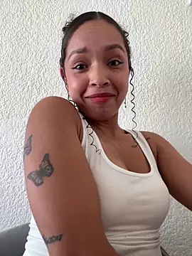 Snapshot of Yasmin777_ chatting on March 5, 2026, 6:26 pm Yasmin777 online show from March 5, 2026, 6:26 pm