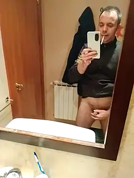 manchego85 online show from November 9, 2025, 1:20 am