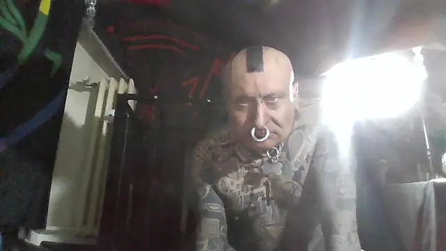 Snapshot of object857 chatting on February 7, 2026, 11:07 am object857 online show from February 7, 2026, 11:07 am