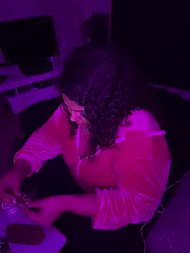 Snapshot of 1n0nlythroat chatting on November 6, 2025, 2:59 am 1n0nlythroat online show from November 6, 2025, 2:59 am