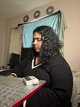 Snapshot of 1n0nlythroat chatting on December 1, 2025, 7:59 pm 1n0nlythroat online show from December 1, 2025, 7:59 pm