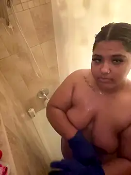 Snapshot of 1n0nlythroat chatting on October 16, 2025, 2:20 am 1n0nlythroat online show from October 16, 2025, 2:20 am