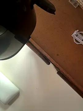 Snapshot of 1n0nlythroat chatting on November 7, 2025, 8:13 pm 1n0nlythroat online show from November 7, 2025, 8:13 pm