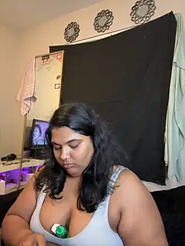 Snapshot of 1n0nlythroat chatting on December 5, 2025, 7:29 am 1n0nlythroat online show from December 5, 2025, 7:29 am