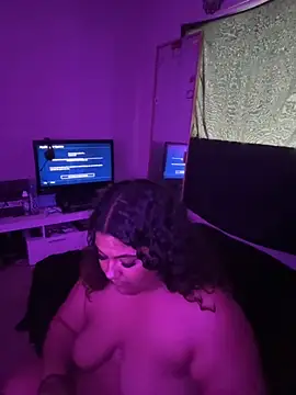 Snapshot of 1n0nlythroat chatting on November 14, 2025, 8:45 pm 1n0nlythroat online show from November 14, 2025, 8:45 pm