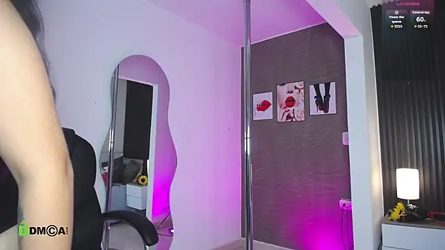 Dulcerose 01 online show from October 18, 2025, 8:33 pm