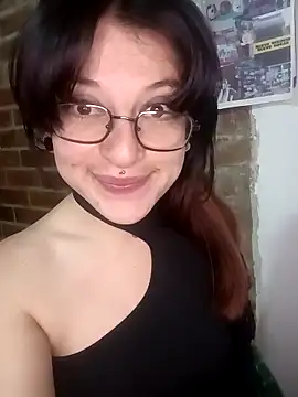 Snapshot of _Alaskamisa chatting on February 18, 2026, 5:49 am Alaskamisa online show from February 18, 2026, 5:49 am