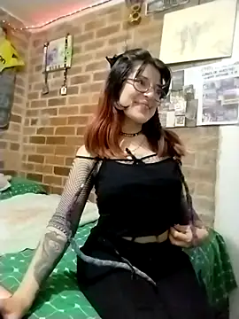 Snapshot of _Alaskamisa chatting on February 8, 2026, 1:03 am Alaskamisa online show from February 8, 2026, 1:03 am