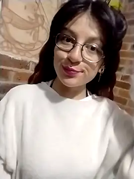 Snapshot of _Alaskamisa chatting on February 25, 2026, 3:29 am Alaskamisa online show from February 25, 2026, 3:29 am