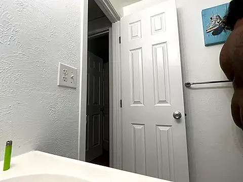 Bleuk online show from April 17, 2026, 2:20 pm