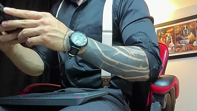 ALPHA DOMINUS  online show from December 21, 2025, 4:47 am