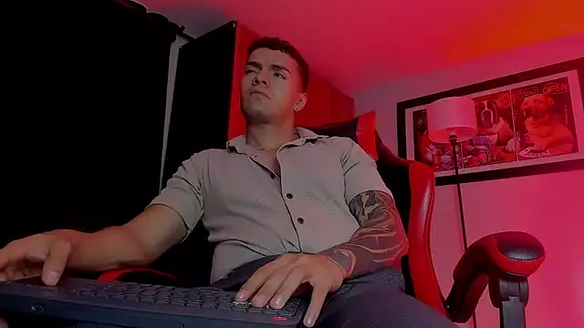 Snapshot of ALPHA_DOMINUS_ chatting on February 15, 2026, 9:08 am ALPHA DOMINUS online show from February 15, 2026, 9:08 am