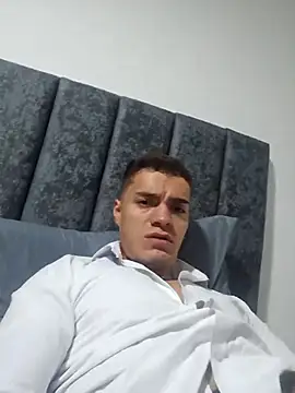 Snapshot of ALPHA_DOMINUS_ chatting on February 22, 2026, 7:33 am ALPHA DOMINUS online show from February 22, 2026, 7:33 am