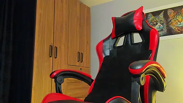 ALPHA DOMINUS  online show from November 10, 2025, 7:46 am