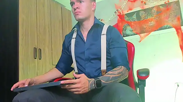 ALPHA DOMINUS  online show from November 2, 2025, 4:28 am