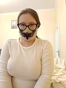 ShyPampBlondie online show from October 11, 2025, 11:00 am