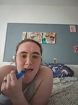 AndHerXO online show from July 24, 2026, 2:24 pm
