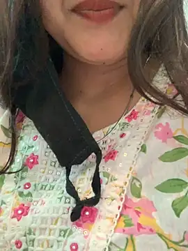 misharani00 online show from October 27, 2025, 10:16 am