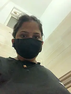 misharani00 online show from October 14, 2025, 1:39 am