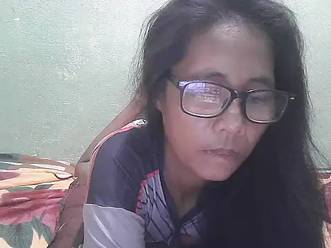 HotLadyPinay32 online show from October 19, 2025, 8:55 pm