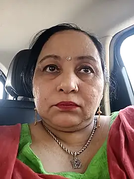 Snapshot of Sexyshott chatting on October 19, 2025, 9:34 am Sexyshott online show from October 19, 2025, 9:34 am